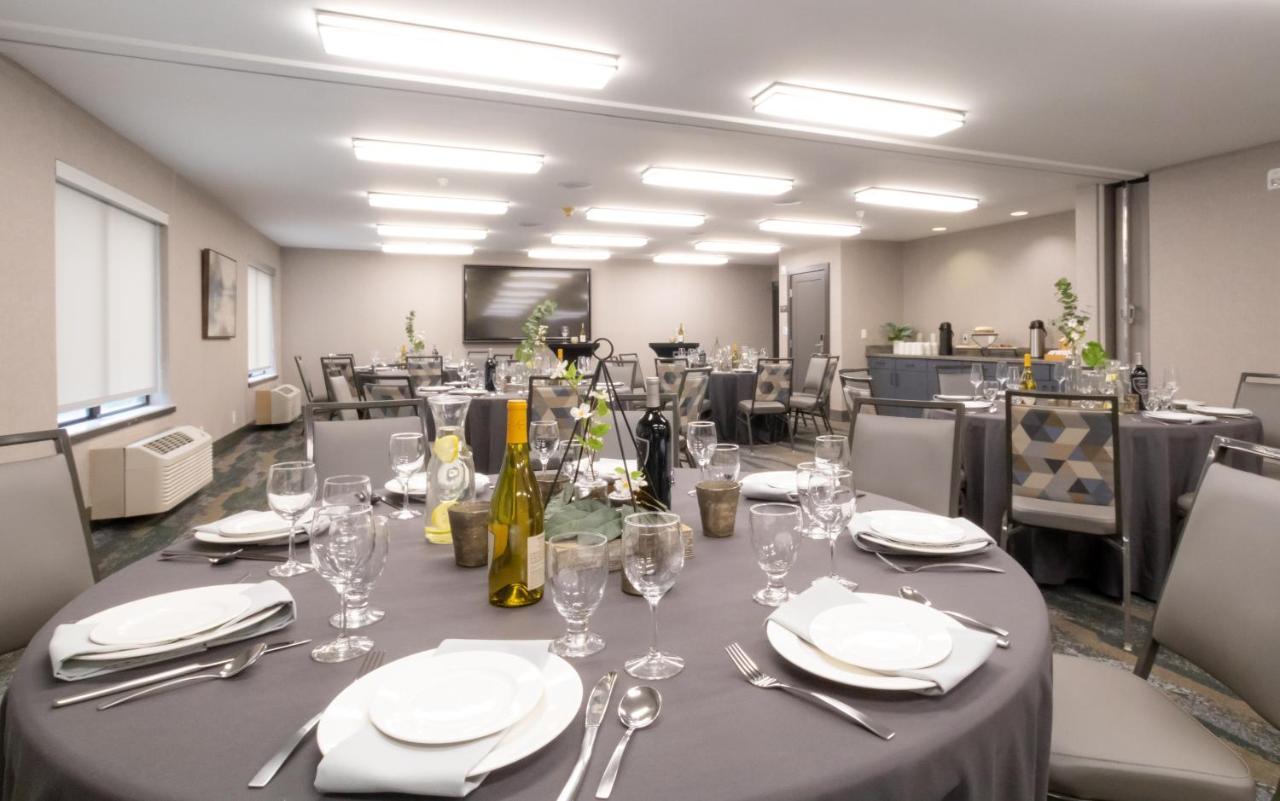 Oxford Suites Portland - Jantzen Beach Luaran gambar