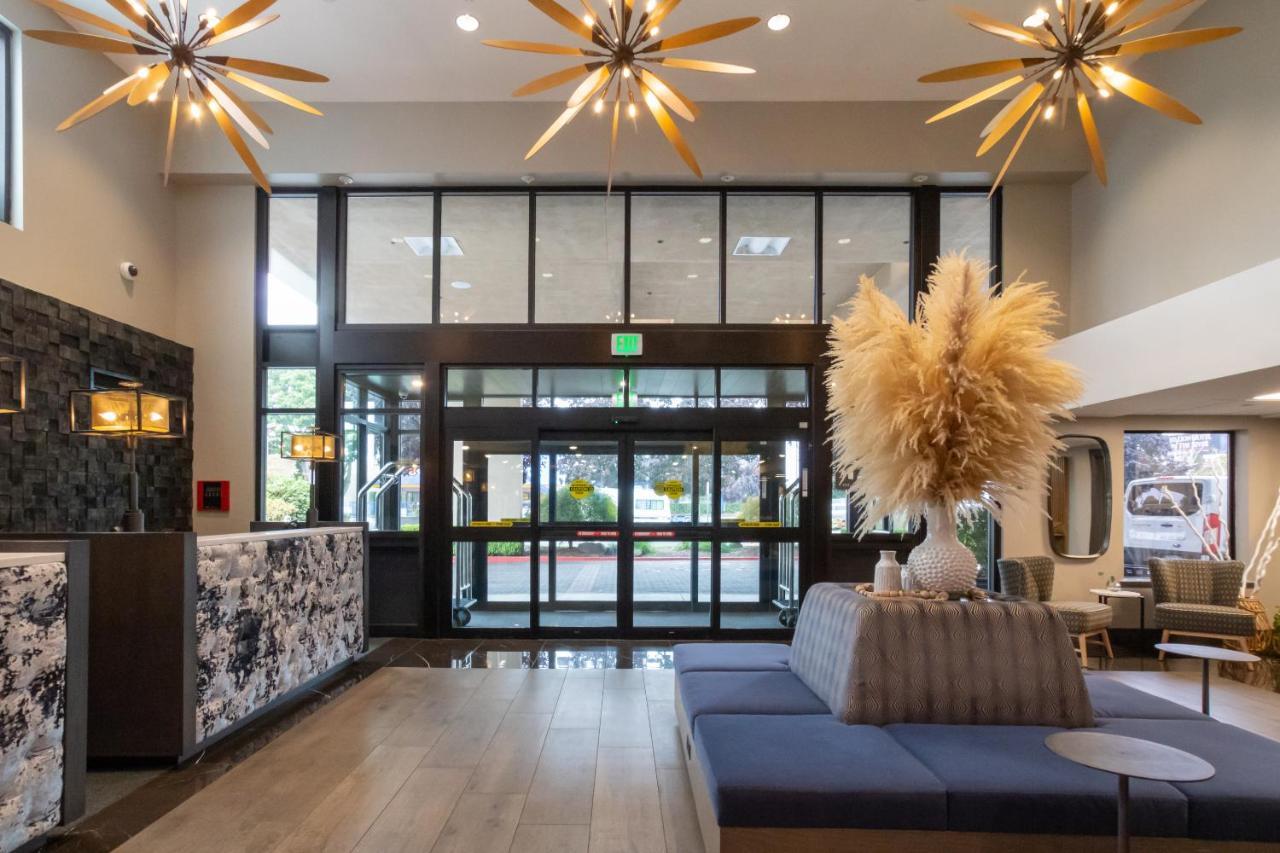 Oxford Suites Portland - Jantzen Beach Luaran gambar